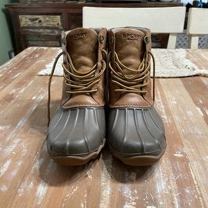 Sperry Avenue Duck Boot- Men’s Size 9